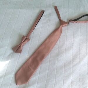 Men's pink neck ties